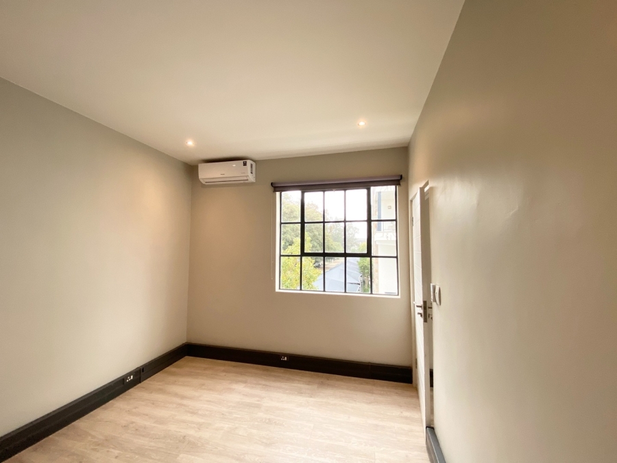1 Bedroom Property for Sale in Paardevlei Western Cape